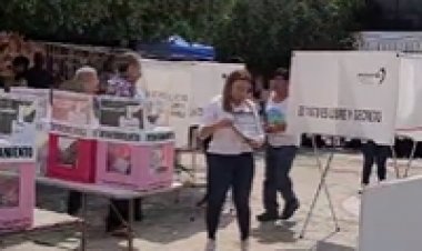 Ya ejerció su derecho al voto Alejandra Flores