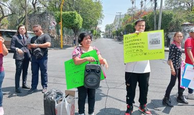 Trabajadores de Soriana exigen utilidades; bloquean avenida