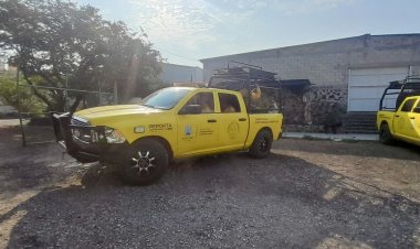 Combaten incendio forestal en Tepoztlán