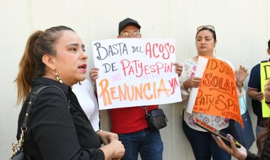 Denuncian docentes de telesecundaria acoso laboral en contra por su superior