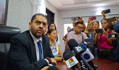 Insiste Gamboa Olea en que  se queda hasta 2026