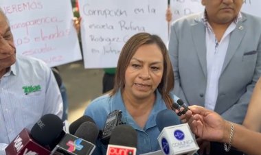 Denunció corrupción en escuela y la echaron