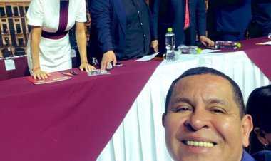 Acude Juan Ángel Flores a primera reunión de diputados federales