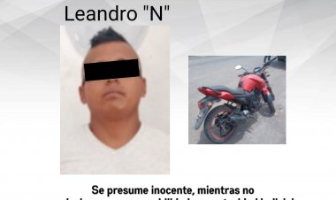 Lo atraparon cuando manejaba una Yamaha tipo FZ con reporte de robo