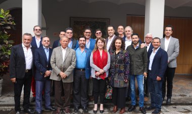 Destaca González Saravia relevancia  de sector empresarial por desarrollo