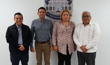 Acudieron tres alcaldes electos a Torre Morelos