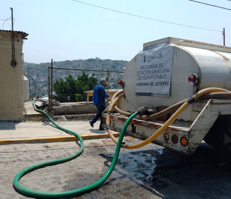 Ya son 20.5 millones de litros de agua de apoyo del gobierno de Jiutepec a vecinos