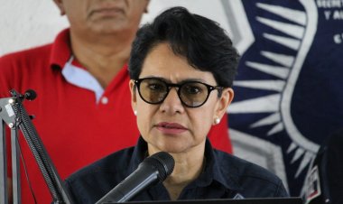 Quiten celulares a los hijos:la Policía de Alicia Vázquez