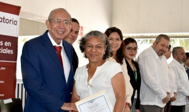 56 lograron concluir ya su preparatoria abierta
