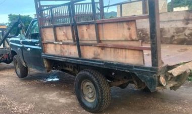 Dos camionetas de carga y una motocicleta fueron recuperadas