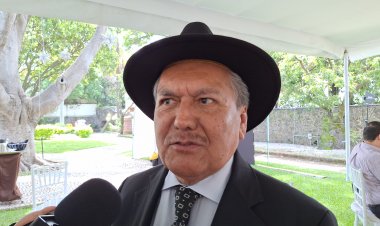 Prevén que el costo de los uniformes disminuya