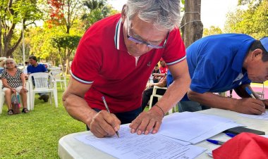 Se brinda apoyo a campesinos de Puente de Ixtla con insumos