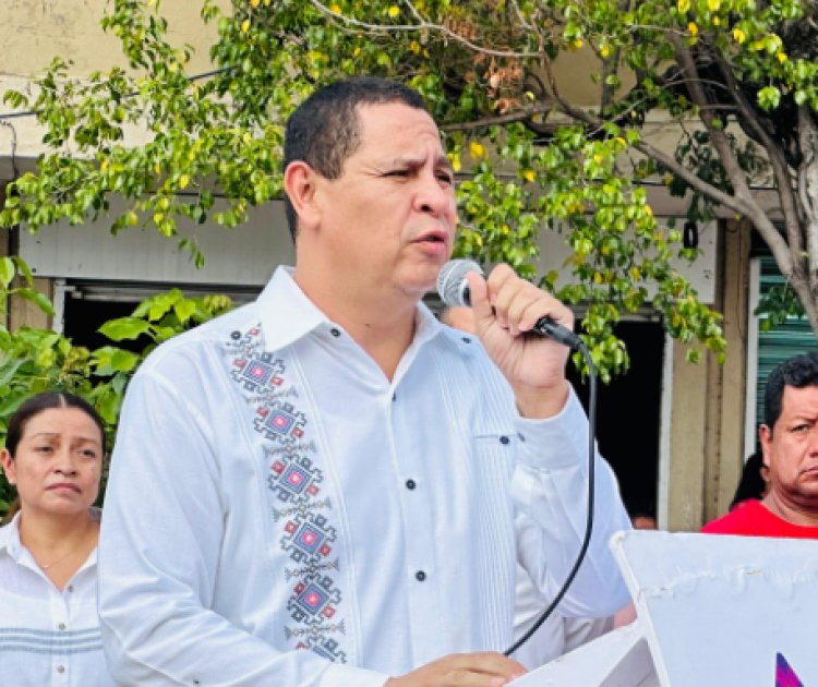 Cómplices, diputados con  TSJ, dice Juan Ángel Flores