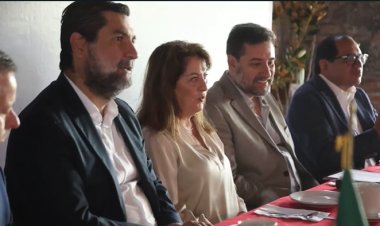 Dialoga Margarita González con líderes constructores de Morelos