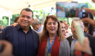 Coordinación entre los tres Poderes, fundamental para construir la paz: González Saravia