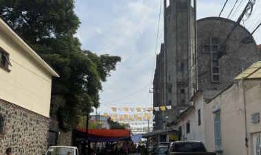 De fiesta, el poblado de Amatitlán,  por su santo patrono. S. Luis Obispo
