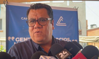 Venta formal de uniformes, afectada por chivos y ambulantes