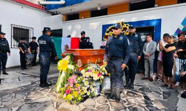 Despidieron al comandante Miguel Ángel Salinas Amaro