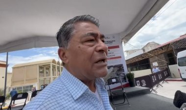 Toallas sanitarias reparte IEBEM al inicio de clases