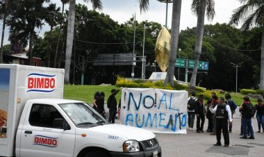 Universitarios protestaron en  contra del aumento al transporte