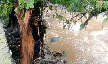 Desbordamiento de río Apatlaco dañó  a colonos de Las Ánimas, en Temixco