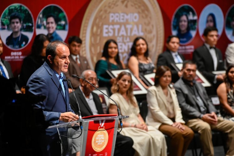 Ganadores del premio estatal de la juventud 2024 son un modelo a seguir, al demostrar fortaleza y liderazgo: Cuauhtémoc blanco