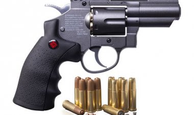 Con arma prohibida y acusado de  homicidio en tentativa, capturado