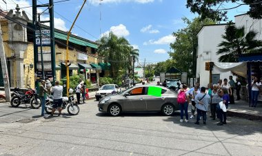 Exigen policías y bomberos jubilados que les pague gobierno de Cuernavaca