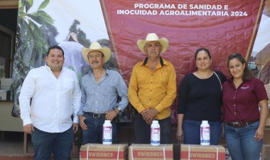Entregó SEDAGRO insumos a  productores de Puente de Ixtla