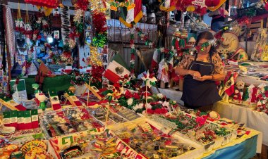 Caen ventas de artículos  patrios en el Mercado ALM