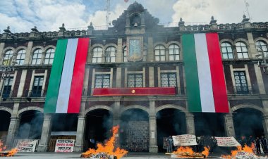 Protestaron estudiantes de  la Escuela Normal Rural E. Z