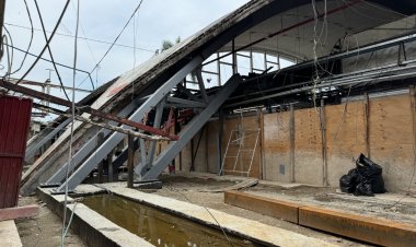 Comerciantes del ALM molestos Porque no les entregan sus locales