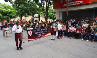 38 contingentes, en desfile  independentista en Jojutla