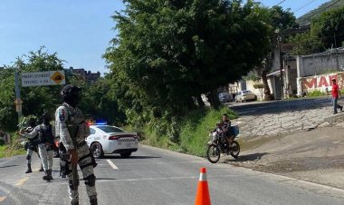 Cierran acceso a Cañón de Lobos con dirección a Cuautla