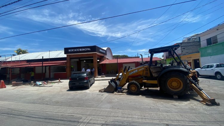 Avanza rehabilitación del mercado en Jonacatepec