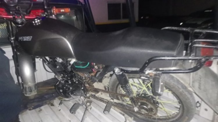 Andaba como bólido en Yautepec sobre  una motocicleta que resultó ser robada