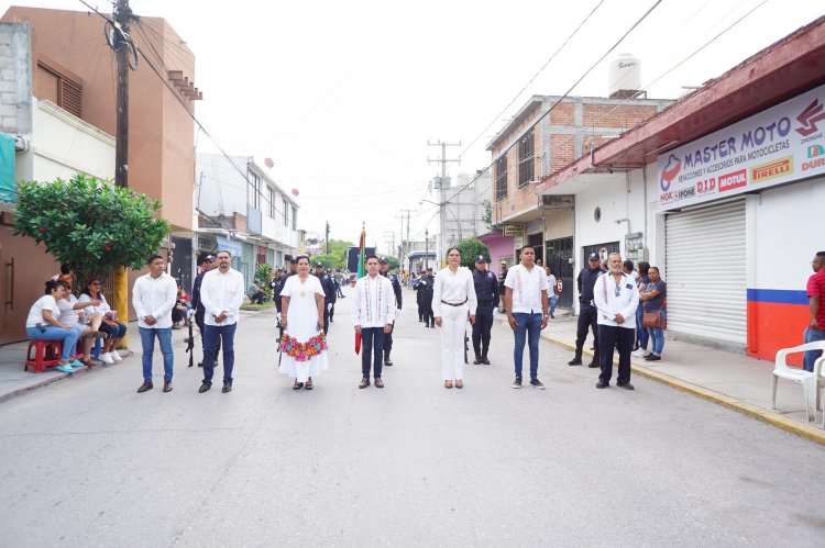 En Jojutla, se realizó el desfile del  214 aniversario de la independencia