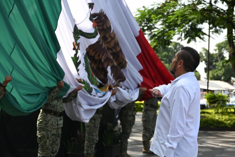 Gobierno estatal conmemoró a las víctimas de los terremotos