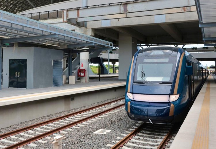 Acompaña Gonzalez Saravia a AMLO y Sheinbaum en inauguración de nuevo tramo del Tren Maya