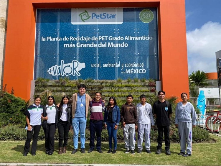 Visitan jóvenes morelenses planta  de reciclaje más grande del mundo