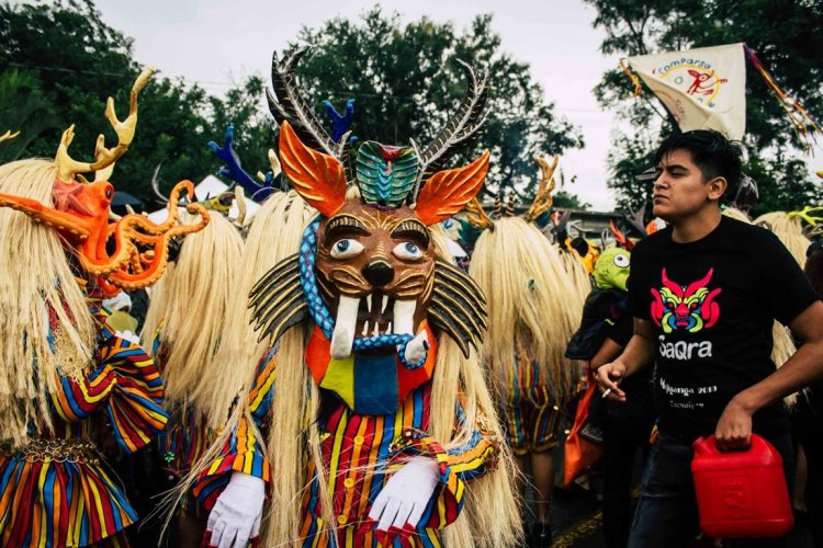 Invitan a vivir tradicional mojiganga en Zacualpan