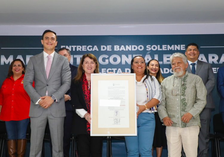 Recibe González Saravia bando solemne que la declara gobernadora de Morelos para el periodo 2024-2030