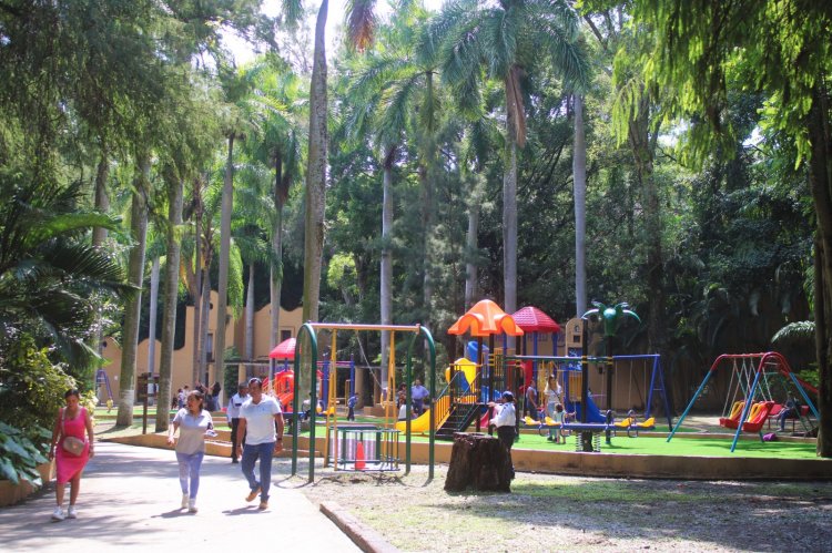 Entregan obras de rehabilitación del parque Barranca Chapultepec