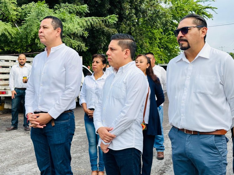 Realizan desfile civico en Jojutla por  el Natalicio de José María Morelos