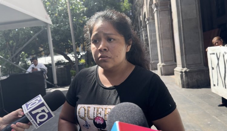 Profesores exigen restitución  de una directora en un plantel