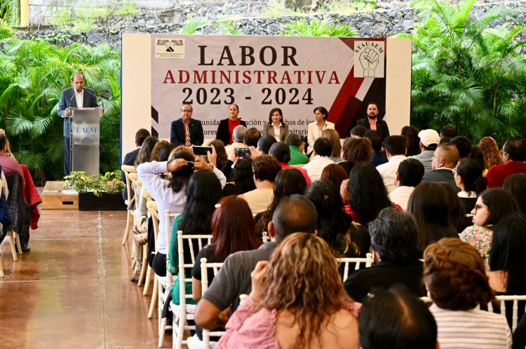 Se reconoció a trabajadores administrativos de la UAEM