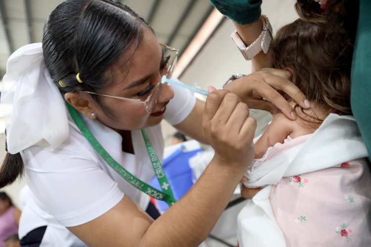 Arranca en Morelos la campaña de  vacunación para la temporada invernal