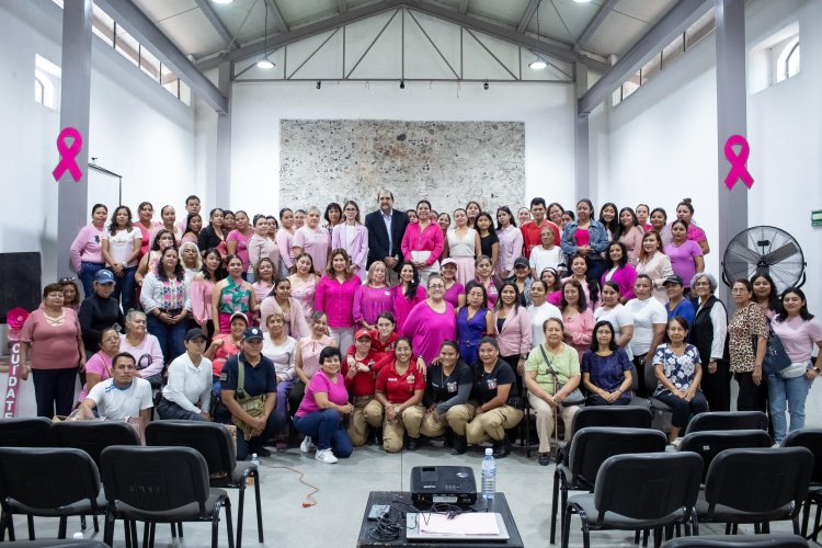 Conferencia de concientización sobre el cáncer de mama en Jojutla