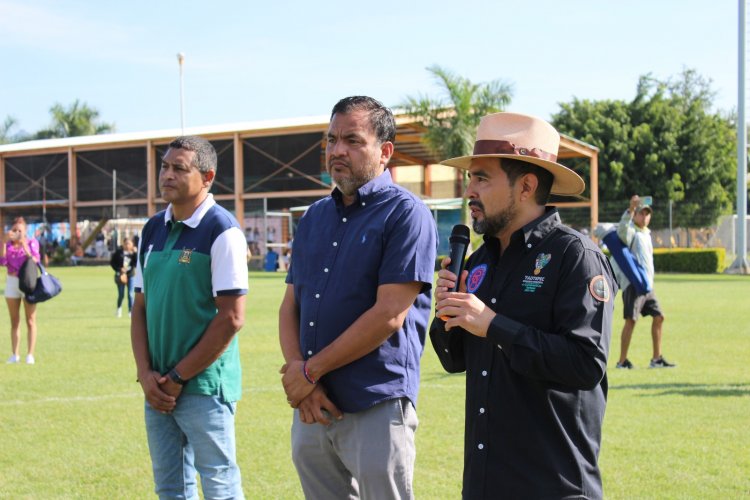 Arrancó el torneo de fútbol  Hay Reta este fin de semana