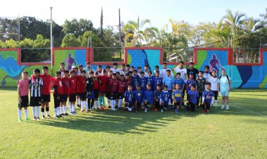 Arrancó el torneo de fútbol  Hay Reta este fin de semana